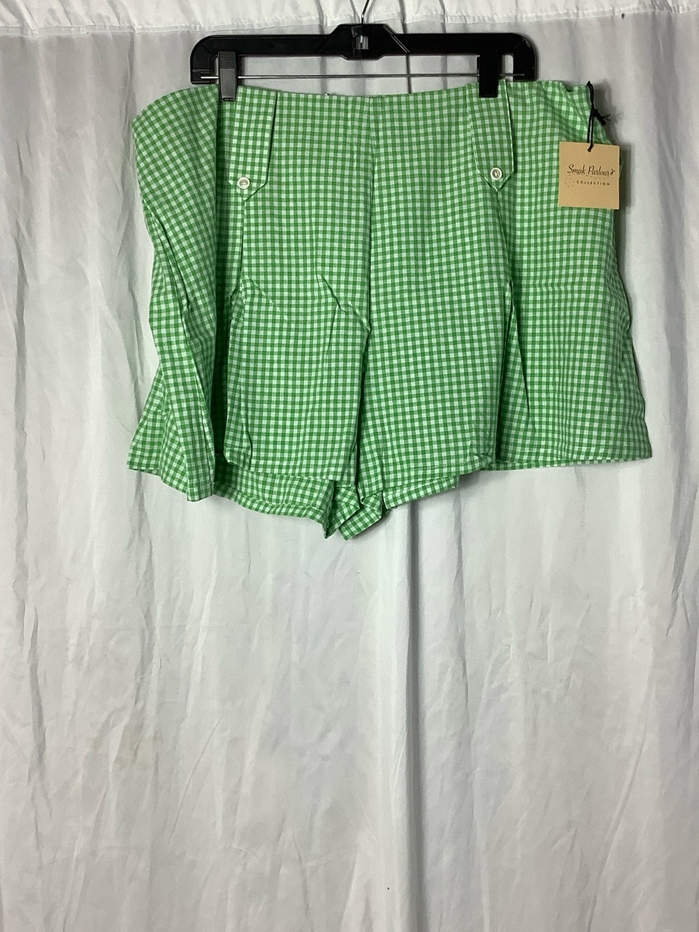 High-Waist Green Gingham Women's Shorts